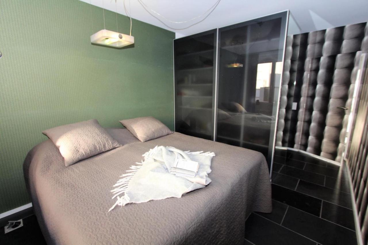 Luxueus Appartement 100 Stappen Van Zee En Strand Ostend Exterior photo